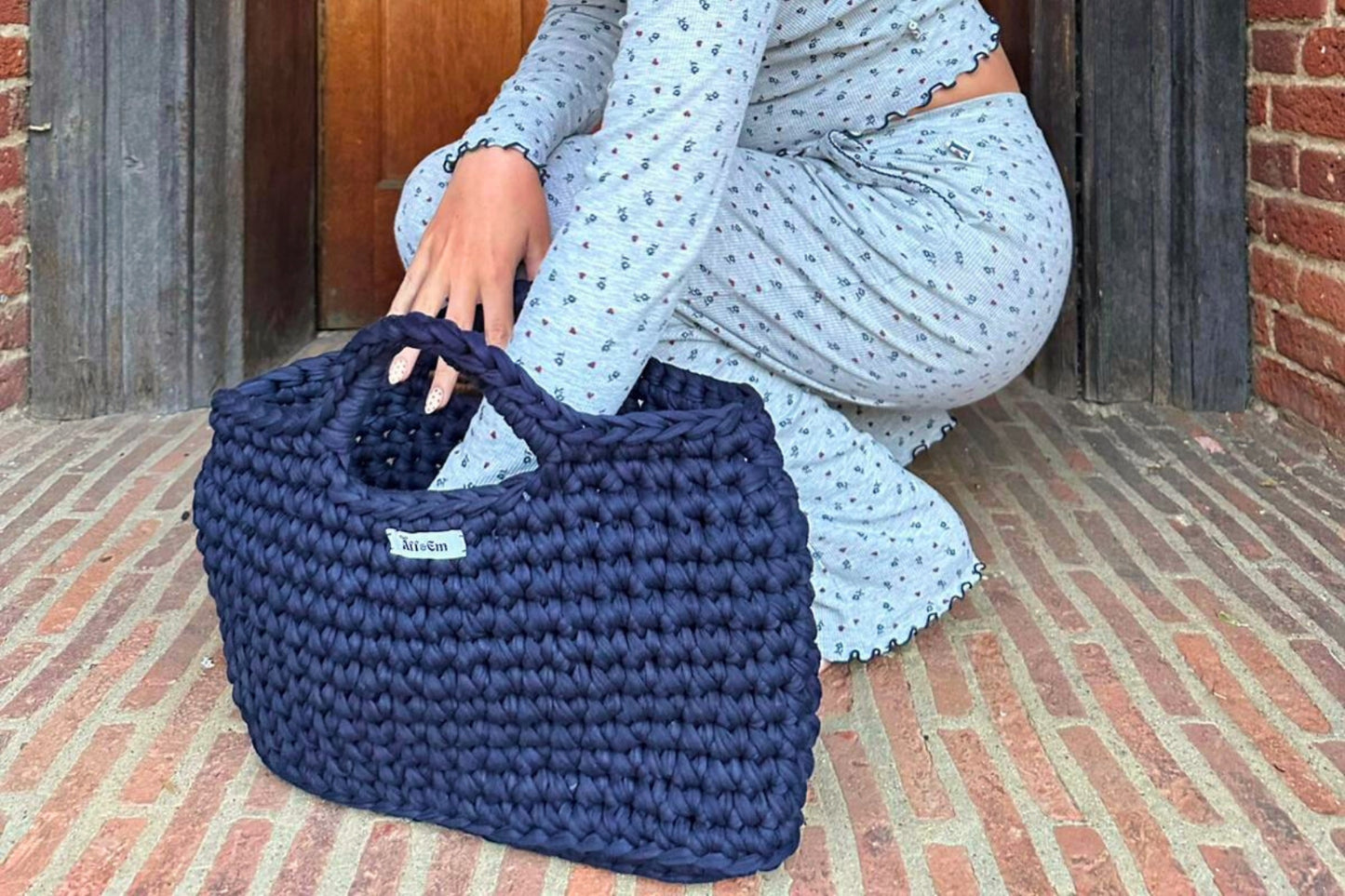 The Mimi - Navy Horizon