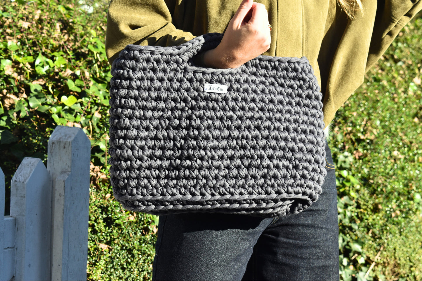 The Mimi -  Graphite